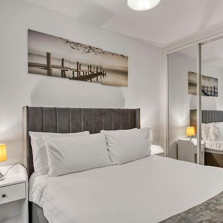 Peaceful 2-Bed South Bank Apartment London Ngoại thất bức ảnh